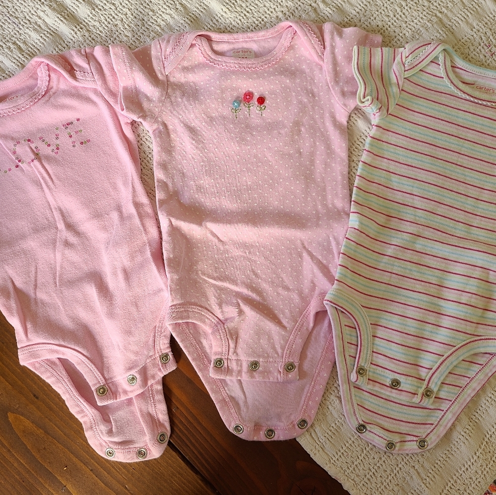 9 Piece Carter's 3 Month Onesie Bundle - Picture 11 of 13